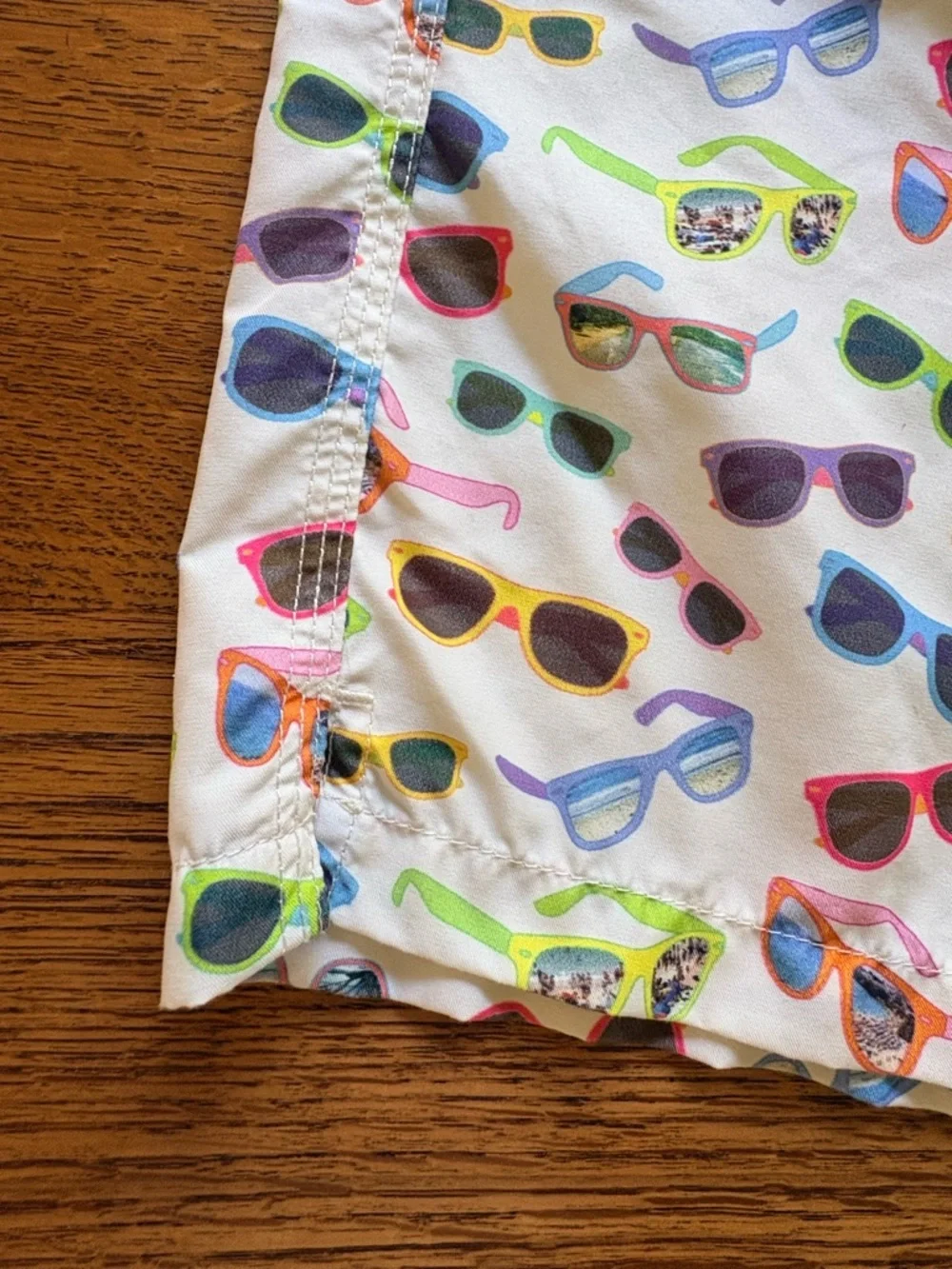 Michaels Men’s Medium White Swim Trunks with Multicolor Sunglasses Print